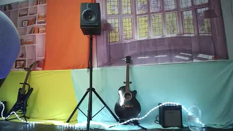 Snapshot of moghelslay chatting on 01.15.26 moghelslay online show from 01.15.26