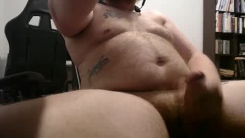 Snapshot of mohawk_bear chatting on 11.18.25 mohawk_bear online show from 11.18.25