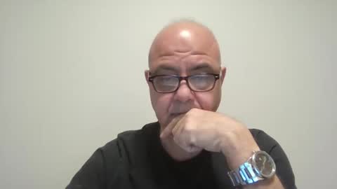 mohd2405196122 online show from 02.17.25