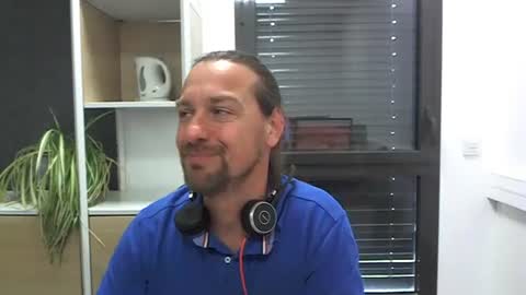 Julien online show from 06.04.26