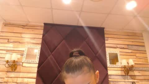 Snapshot of moiyra chatting on 04.01.26 moiyra online show from 04.01.26