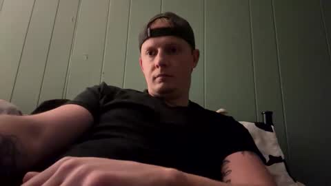 Snapshot of mojozz chatting on 01.11.26 LookinForFun online show from 01.11.26