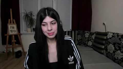 molaganna online show from 12.17.25