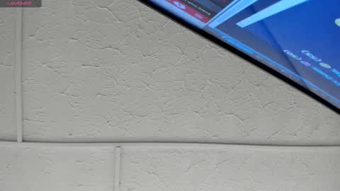 Hey Guys  Im Mollie online show from 09.25.25