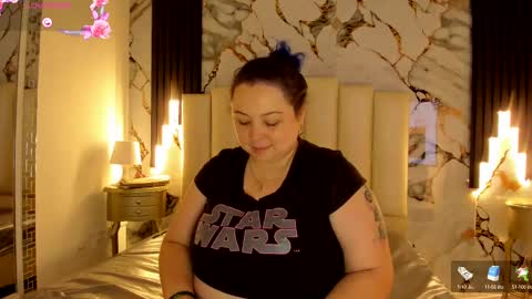 Hey Guys  Im Mollie online show from 10.14.25