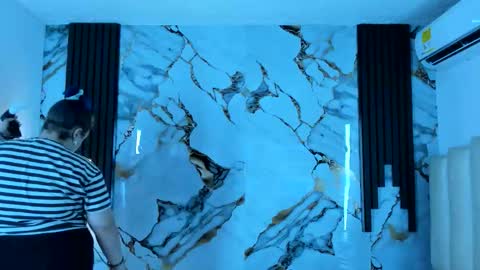 Hey Guys  Im Mollie online show from 11.18.25