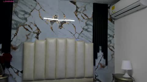 Hey Guys  Im Mollie online show from 12.17.25