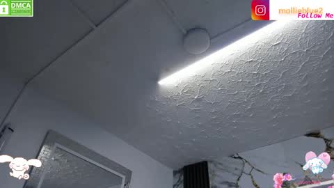 Snapshot of molliebue1 chatting on 05.31.26 Hey Guys Im Mollie online show from 05.31.26