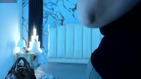 Snapshot of molliebue1 chatting on 06.13.26 Hey Guys Im Mollie online show from 06.13.26