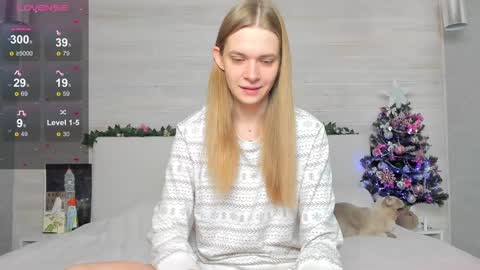 Molly Hunt online show from 12.24.24