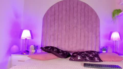 Molly Jackson online show from 12.13.24