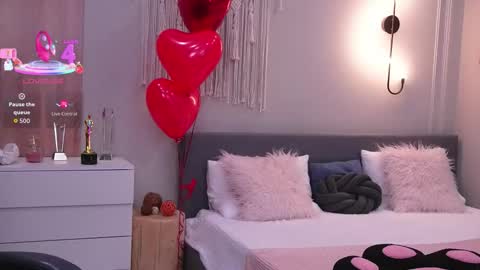 Snapshot of molly_jons chatting on 02.15.26 Molly online show from 02.15.26