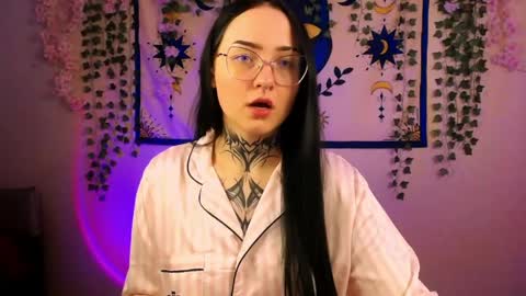 molly_kisss online show from 05.07.26