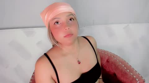 molly_logan online show from 03.05.26