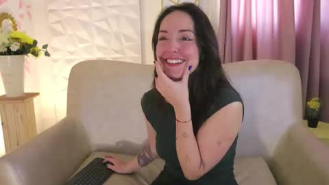   MOLLY   online show from 03.03.25