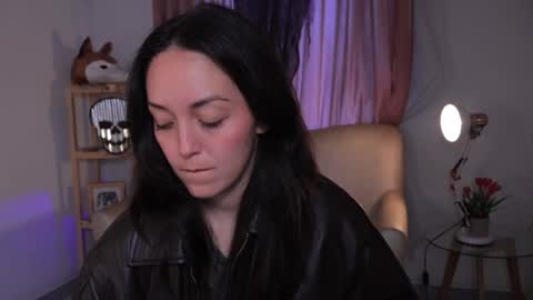   MOLLY   online show from 10.14.25