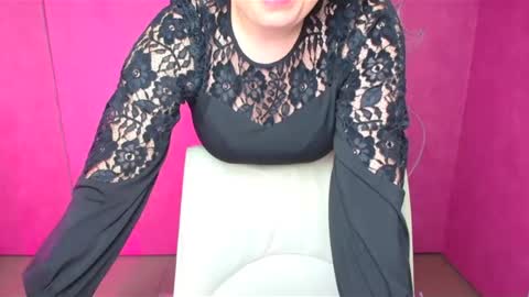 Molly online show from 02.07.25