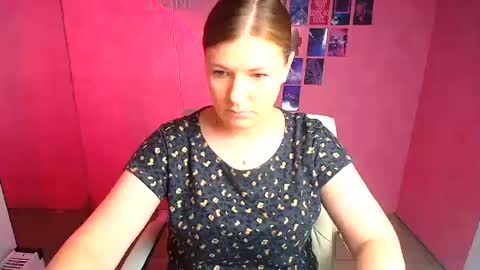 Snapshot of molly_mis chatting on 07.12.26 Molly online show from 07.12.26