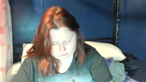 molly_moons online show from 07.30.26