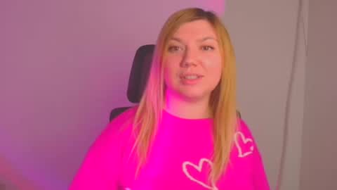 Snapshot of molly_moree chatting on 01.14.25 Molly online show from 01.14.25