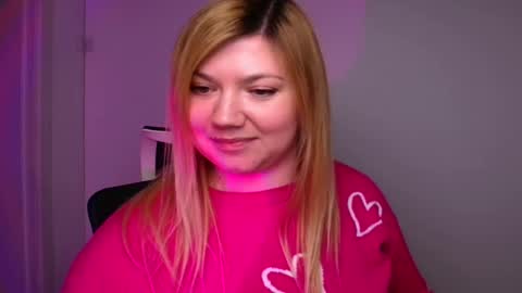 Snapshot of molly_moree chatting on 01.16.25 Molly online show from 01.16.25