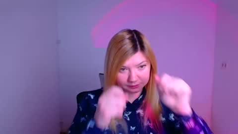 Snapshot of molly_moree chatting on 02.01.25 Molly online show from 02.01.25