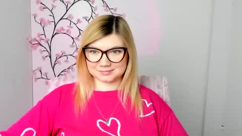 Molly online show from 02.25.26