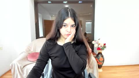 Molly Owens online show from 10.18.25