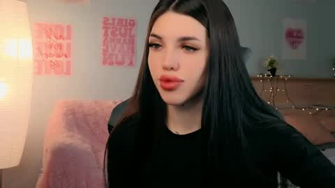 Snapshot of molly_rettyy chatting on 05.04.26 Molly online show from 05.04.26