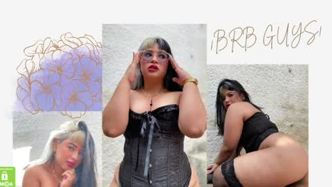 Snapshot of molly_shake chatting on 04.10.26 Molly online show from 04.10.26