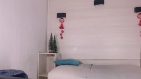 Snapshot of molly_spears chatting on 12.30.24 Molly Spears online show from 12.30.24