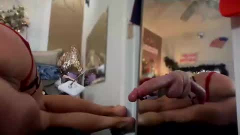 Snapshot of molly_theslut chatting on 11.14.25 molly_theslut online show from 11.14.25