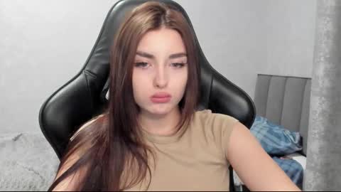 Molly online show from 03.16.26