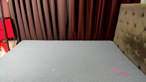 mollycoin18 online show from 05.14.26