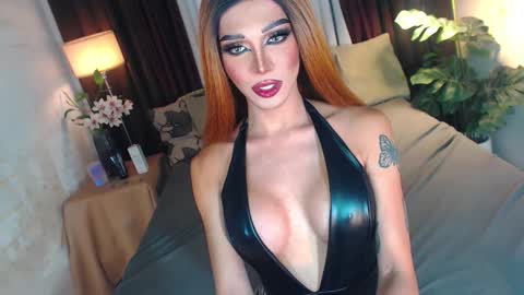 Molly online show from 10.27.25