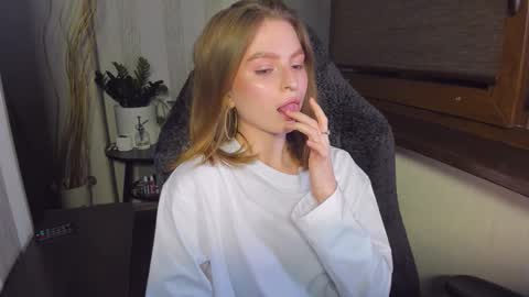 Snapshot of mollydangerous chatting on 02.28.26 Taisha online show from 02.28.26