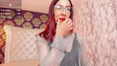 Snapshot of mollyevanss1 chatting on 01.25.25 Molly Evanss online show from 01.25.25