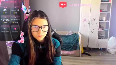  KIRA  online show from 10.17.25