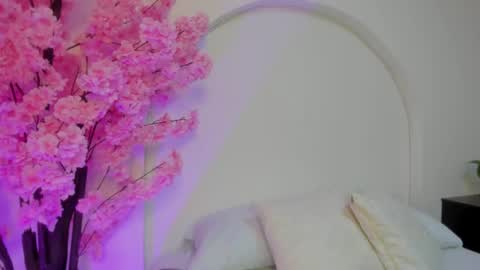 mollylove_ online show from 07.28.26