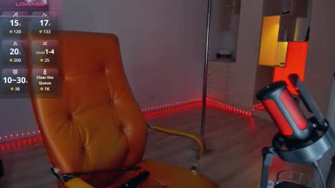 Molly online show from 11.21.25