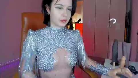 Molly online show from 06.11.26