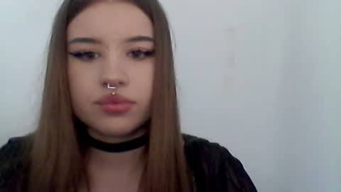 Snapshot of mollysexgirl chatting on 07.28.26 Molly online show from 07.28.26