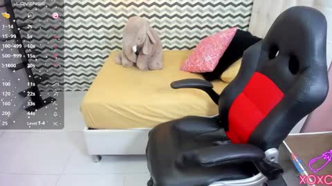 Snapshot of mollyspencer1 chatting on 11.12.25 MOLLY online show from 11.12.25