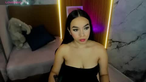 MOLLY online show from 05.15.26