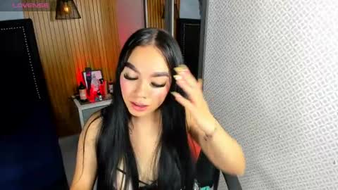 MOLLY online show from 07.06.26
