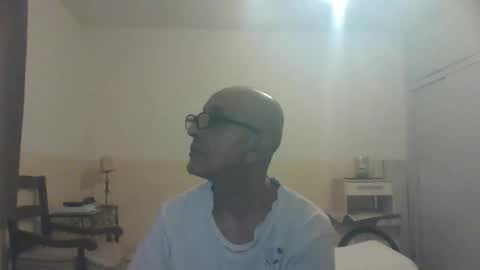 Snapshot of moment71200 chatting on 01.06.25 moment71200 online show from 01.06.25