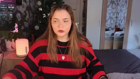 Snapshot of momiji_i chatting on 01.16.26 Leah online show from 01.16.26