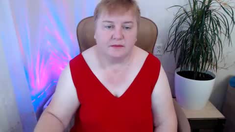 Snapshot of mommy99x chatting on 12.22.24 Mommy99X online show from 12.22.24