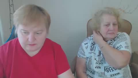 Snapshot of mommy99x chatting on 03.01.25 Mommy99X online show from 03.01.25