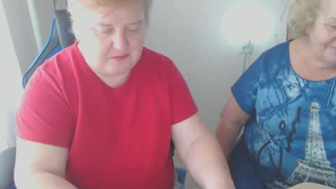 Snapshot of mommy99x chatting on 03.01.25 Mommy99X online show from 03.01.25